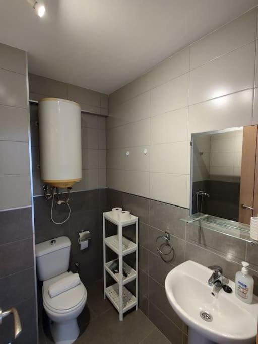 Piscis Beach Apartment Беналмадена Екстериор снимка